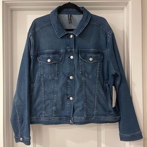 NWT- Athleta denim jacket - 2XL- stretchy- reflective detail
